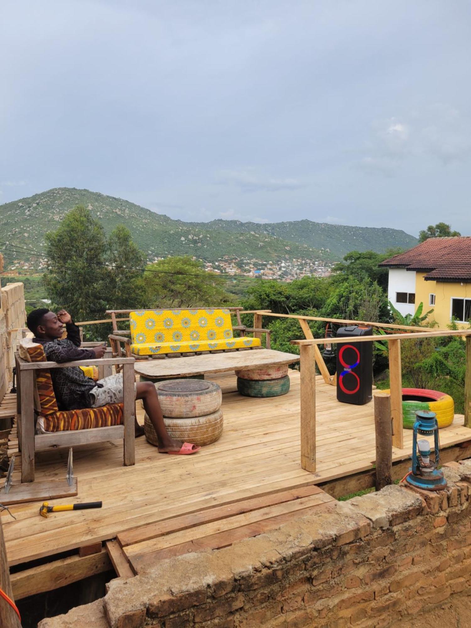 Safari Junction Backpackers Hostel Iringa Buitenkant foto